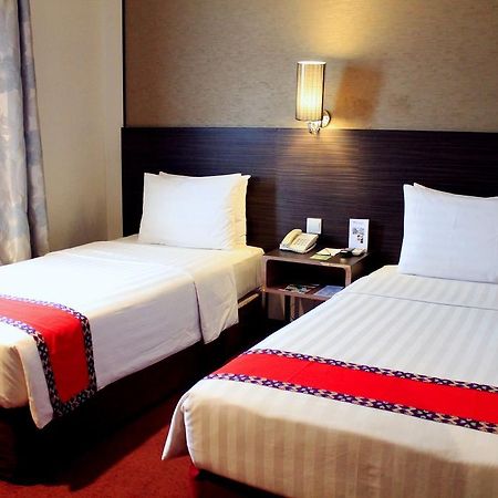 Swiss-Belinn Pangkalan Bun Exterior photo