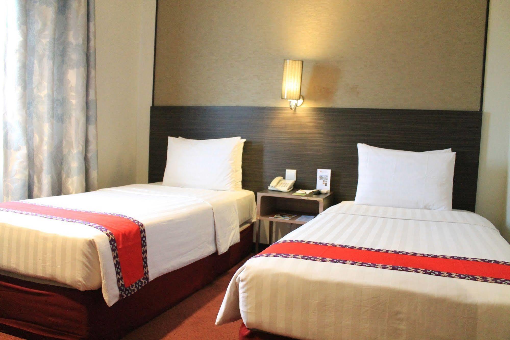 Swiss-Belinn Pangkalan Bun Exterior photo